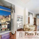 Affitto 5 camera appartamento di 180 m² in Naples