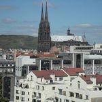 Rent 1 bedroom apartment of 40 m² in CLERMONT FERRAND