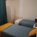 Rent a room of 100 m² in Guisanderia