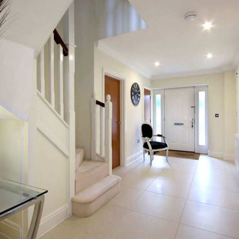Detached house to rent in Lord Reith Place, Beaconsfield HP9