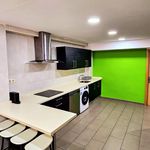 Rent 4 bedroom apartment of 130 m² in Alicante