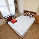 Rent 4 bedroom student apartment in Northampton