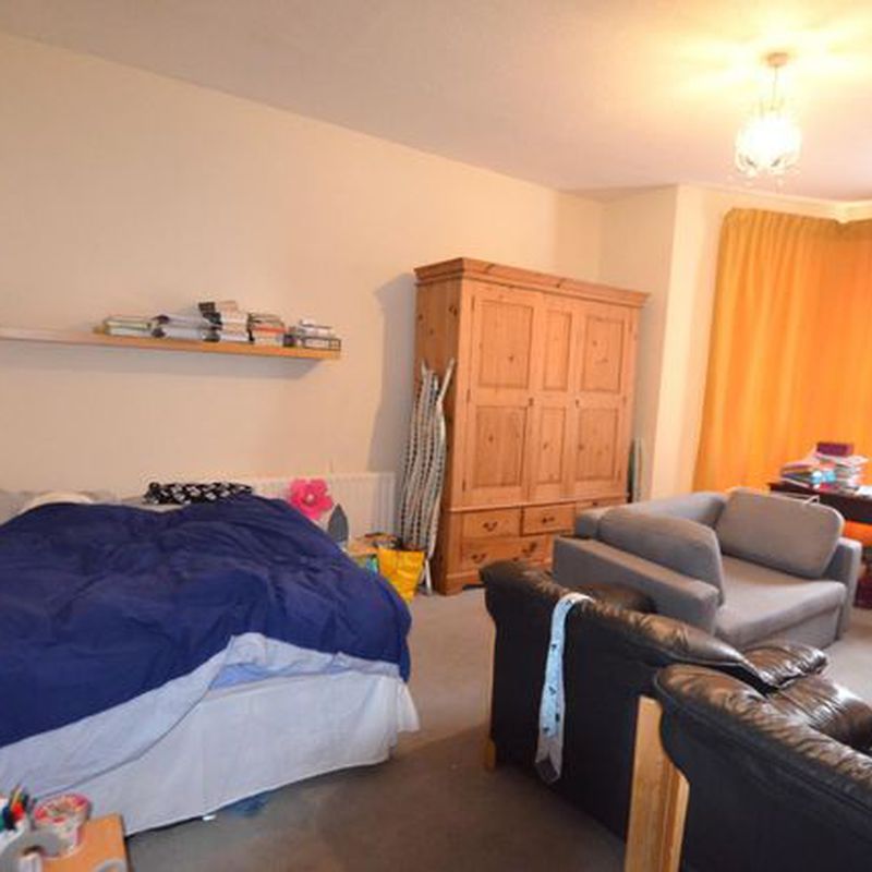 Room to rent in Rock Avenue, Barnstaple EX32 Goodleigh