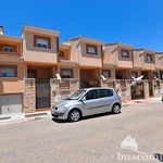 Rent 4 bedroom house of 160 m² in Boiro