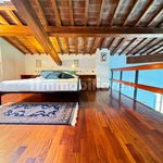 Affitto 5 camera appartamento di 180 m² in Firenze