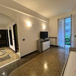 Rent 5 bedroom apartment of 66 m² in Genova