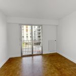 Rent 5 bedroom apartment of 116 m² in Versailles