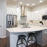 Rent 3 bedroom apartment of 169 m² in Dallas