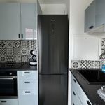 Rent 6 bedroom apartment of 100 m² in Clamart