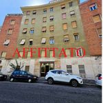 Rent 4 bedroom apartment of 127 m² in Rome