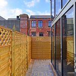 Rent 7 bedroom apartment in Sheffield