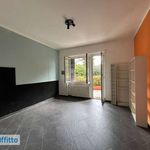 Rent 4 bedroom apartment of 90 m² in Genova