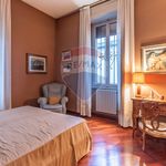 Affitto 4 camera appartamento di 160 m² in Brescia