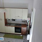 Affitto 4 camera appartamento di 65 m² in Genoa