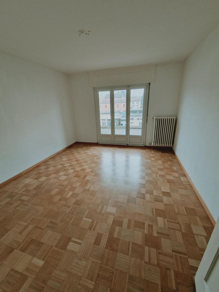 Rent 3 bedroom apartment of 85 m² in Porrentruy