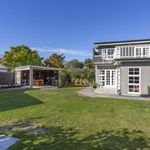 Rent 6 bedroom house in Christchurch