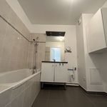 Rent 3 bedroom apartment of 78 m² in Puteaux