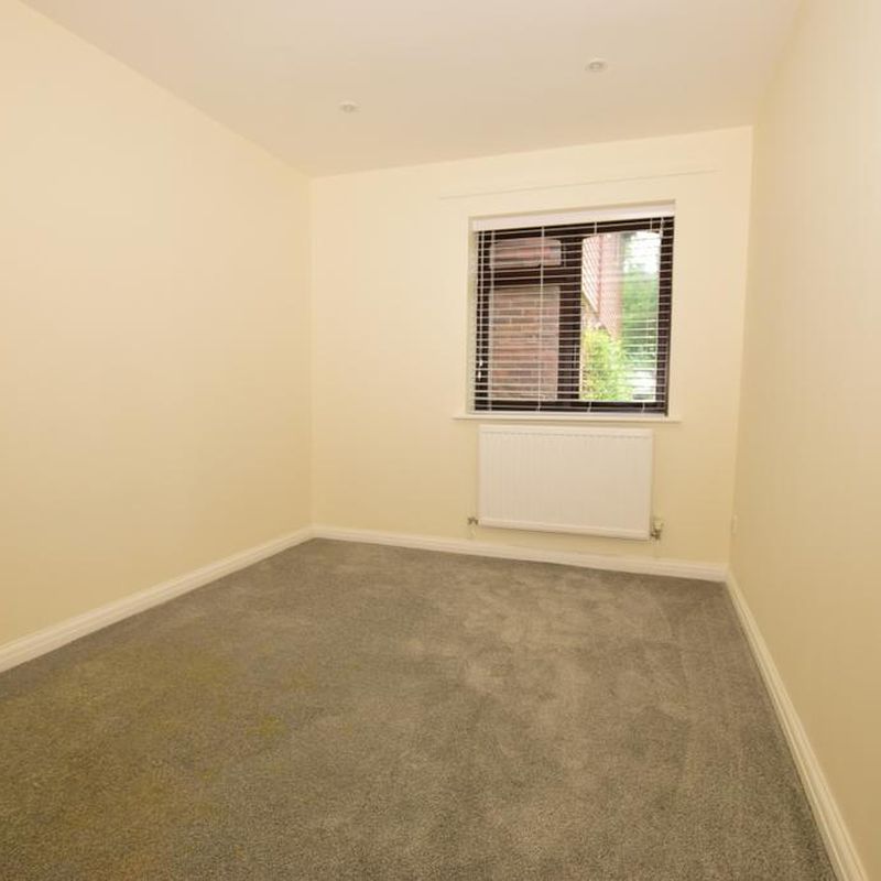 2 bedroom flat to rent West Chiltington Common