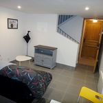 Rent 2 bedroom apartment of 54 m² in Aix-en-Provence