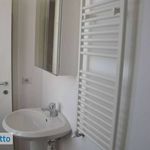 Rent 2 bedroom house of 49 m² in Milano