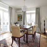 Rent 4 bedroom apartment of 121 m² in Budapest