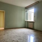 Rent 10 bedroom apartment of 265 m² in Firenze