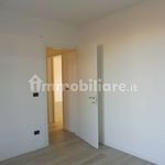 Rent 5 bedroom house of 241 m² in Busca