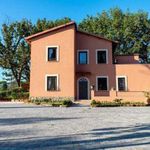 Rent 5 bedroom house of 350 m² in Roma