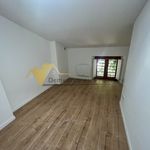 Rent 4 bedroom apartment of 52 m² in Vaison-la-Romaine