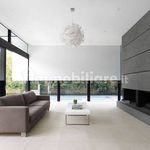 Rent 5 bedroom house of 685 m² in Meina