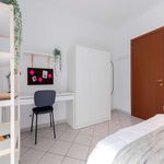 Rent a room of 72 m² in Torino
