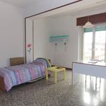 Rent 4 bedroom house of 120 m² in Catanzaro