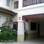 Rent 1 bedroom house of 280 m² in Phra Khanong Nuea