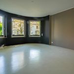 Rent 4 bedroom apartment of 202 m² in Dusseldorf