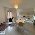 Affitto 2 camera appartamento di 79 m² in Milano