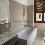 Rent 5 bedroom apartment of 155 m² in Portico e San Benedetto