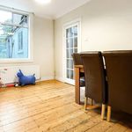 Rent 3 bedroom house in Woolwich