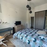 Appartement de 14 m² avec 1 chambre(s) en location à La Crau