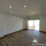 Alquilo 3 dormitorio apartamento de 120 m² en Boiro