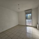 Rent 2 bedroom apartment of 45 m² in Nîmes