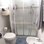 Rent 2 bedroom house of 30 m² in Napoli