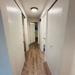 Rent 2 bedroom apartment of 70 m² in Kirkland