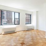 Rent 2 bedroom apartment of 105 m² in New York