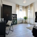 Rent a room of 130 m² in Torino