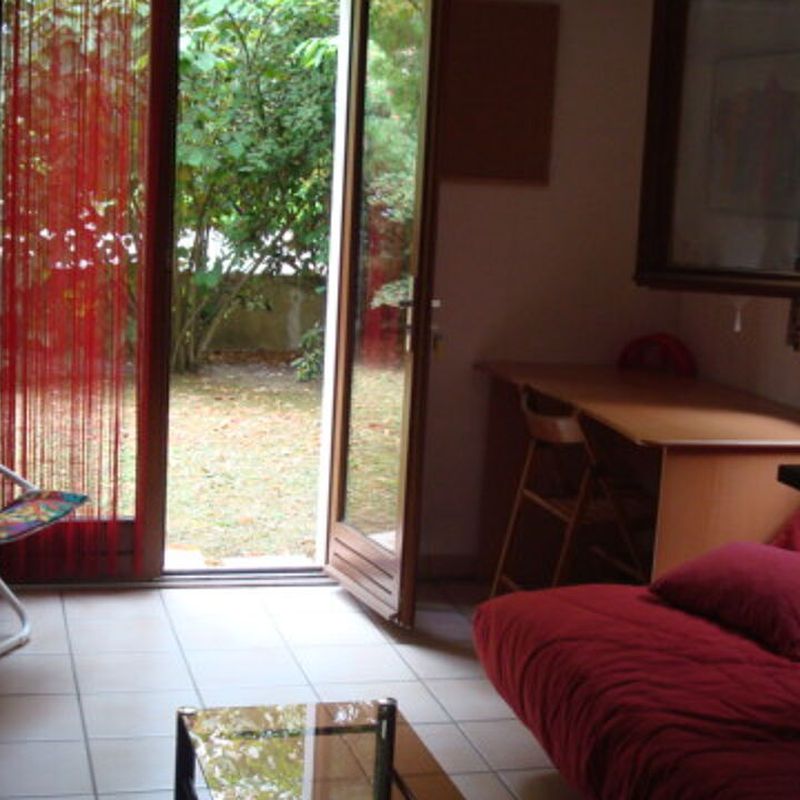 Location appartement 1 pièce 26 m² Saint-Orens-de-Gameville (31650)