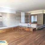 Rent 6 bedroom apartment of 200 m² in Rome
