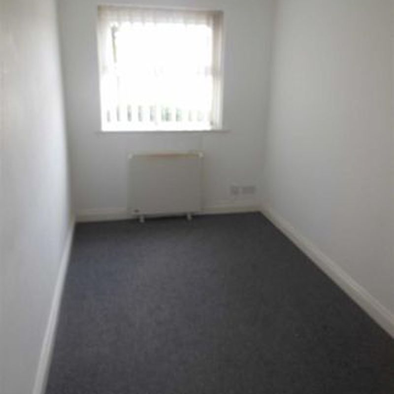 Flat to rent in Trinity Court, Hinckley LE10