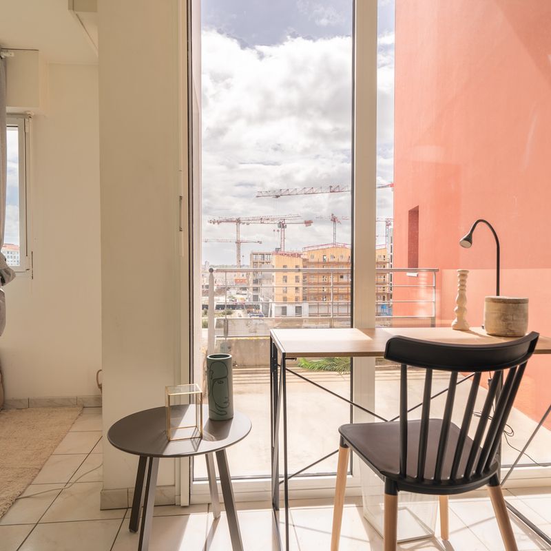 Move into this chic 14 m² room in a coliving space in Nantes Rezé