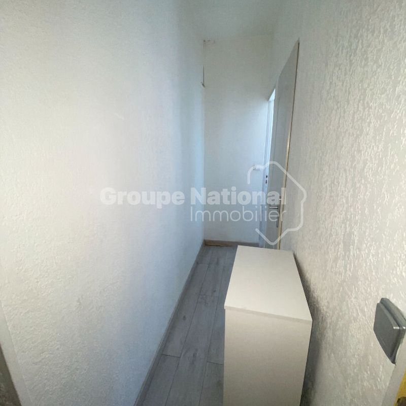 Location appartement 49.46 m², Miramas 13140 Bouches-du-Rhône