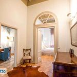 Affitto 4 camera appartamento di 100 m² in Firenze
